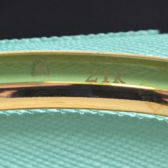 21k Gold Bangle - Picture 3 of 16
